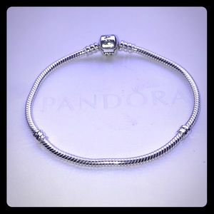 Pandora bracelet size 7.5/19cm